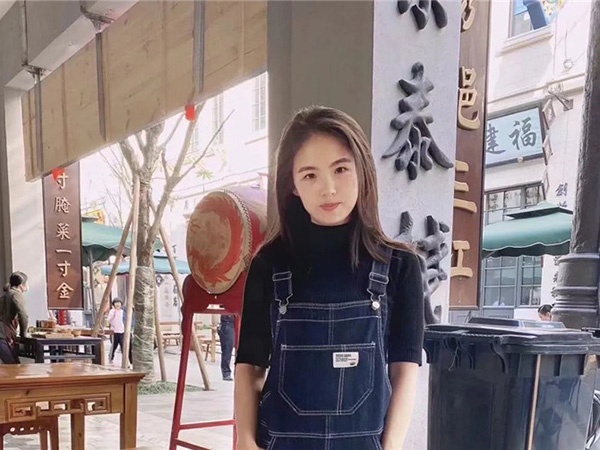 通俗中的感动！威廉希尔官网集团“蕞美职工”