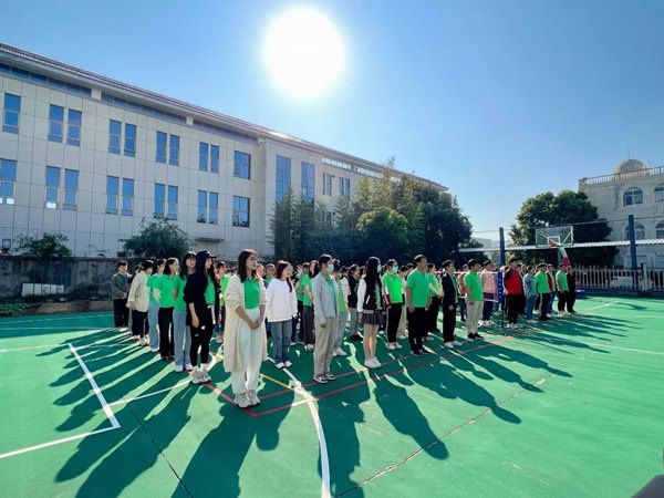 精彩“羽”共丨威廉希尔官网秋天团建，，，，，，， “轻羽飞扬” 共享优美